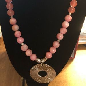 Rose Necklace with round pendant